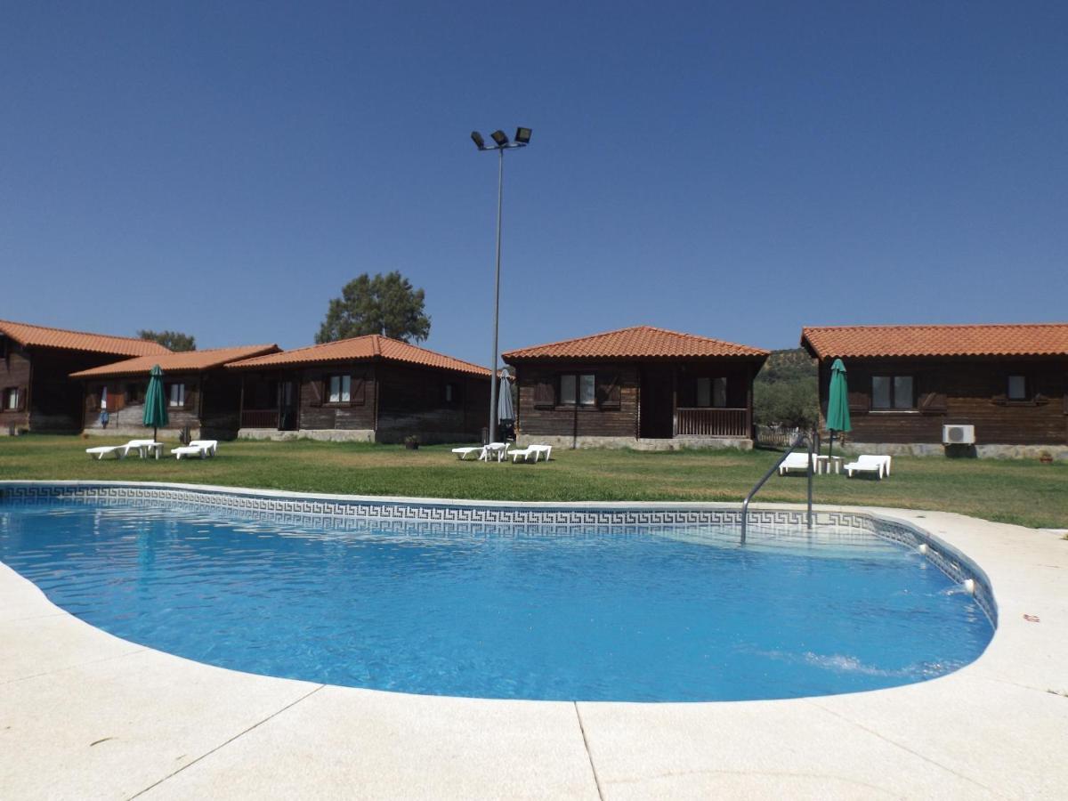 El Venero De Mostoles Constantina Exteriér fotografie
