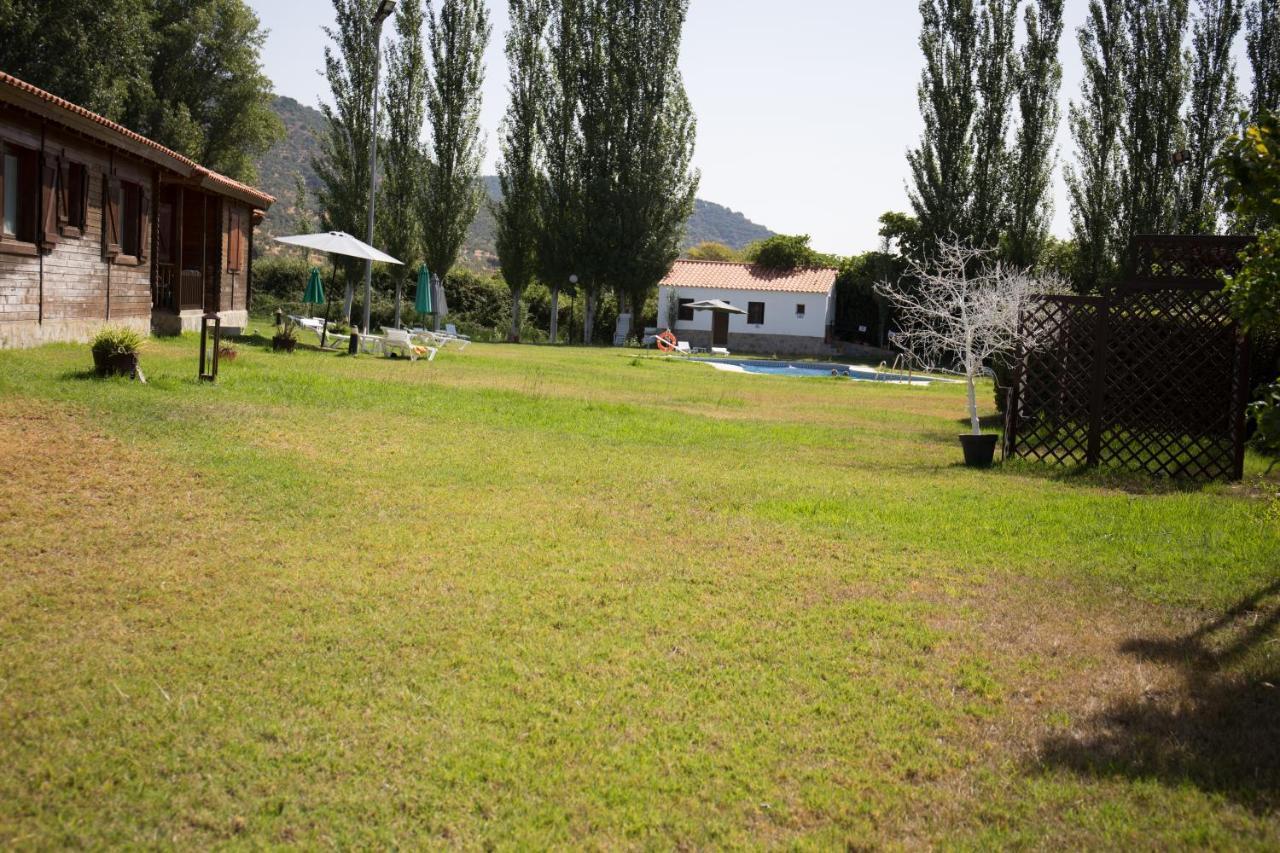 El Venero De Mostoles Constantina Exteriér fotografie