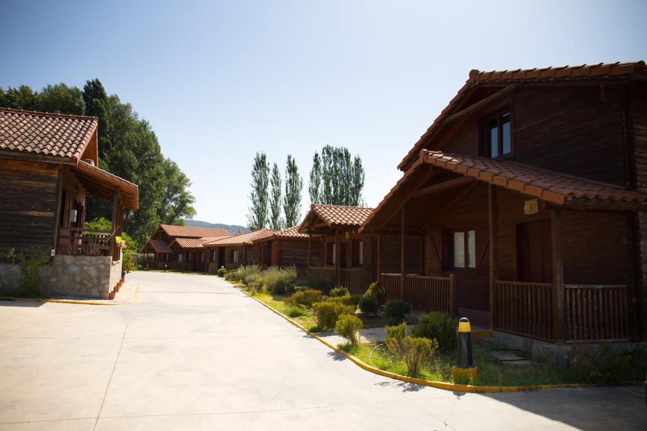El Venero De Mostoles Constantina Exteriér fotografie